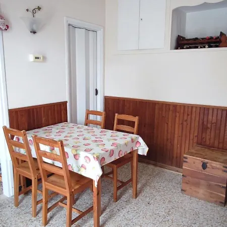 Appartamento Rocca Fiorita - Bilocale Con Spazio Esterno, Parcheggio Sotto Casa