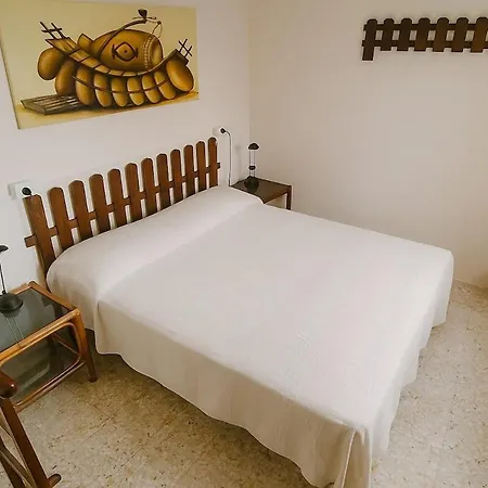 Rocca Fiorita - Bilocale con spazio esterno, parcheggio sotto casa Appartamento Baiardo