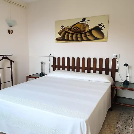 Rocca Fiorita - Bilocale con spazio esterno, parcheggio sotto casa