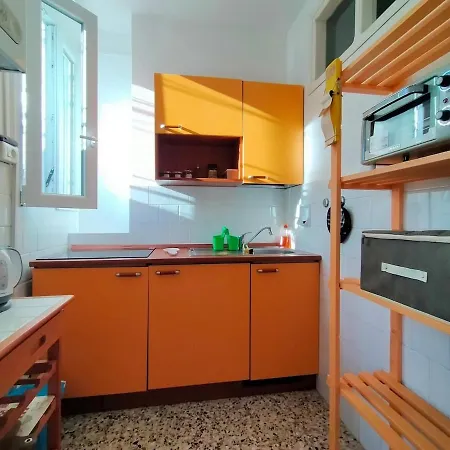 Rocca Fiorita - Bilocale con spazio esterno, parcheggio sotto casa Baiardo