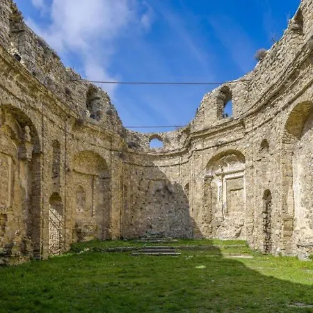 Rocca Fiorita - Bilocale con spazio esterno, parcheggio sotto casa