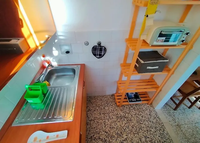 Apartment Rocca Fiorita - Casetta Indipendente Con Giardino E Parcheggio Baiardo